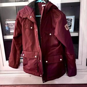 Fjallraven Women’s ‘Greenland’ Maroon Parka (S)